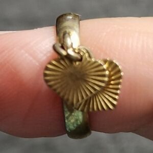 Goldtone Heart Charm Toe Ring